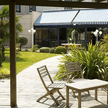 Oceania Rennes Otel